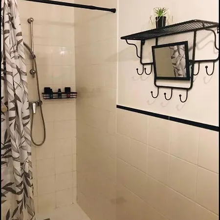 Baie Bonheur * Genêts