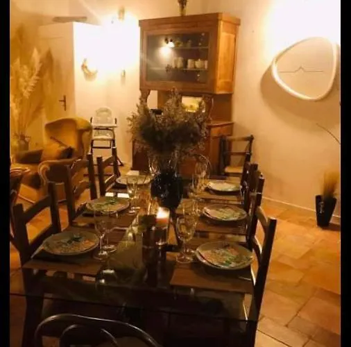 Baie Bonheur * Genêts